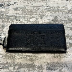 Tory Burch wallet